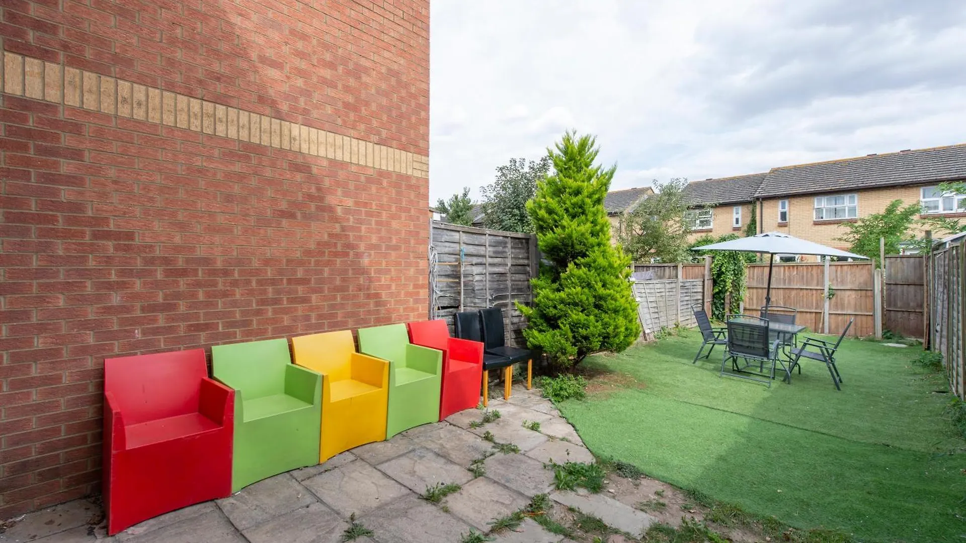 Holiday home Stylish 2 Bed House Near O2 Arena, Excel & City Airport London