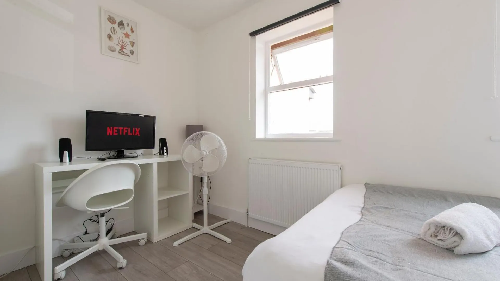 Holiday home Stylish 2 Bed House Near O2 Arena, Excel & City Airport London United Kingdom