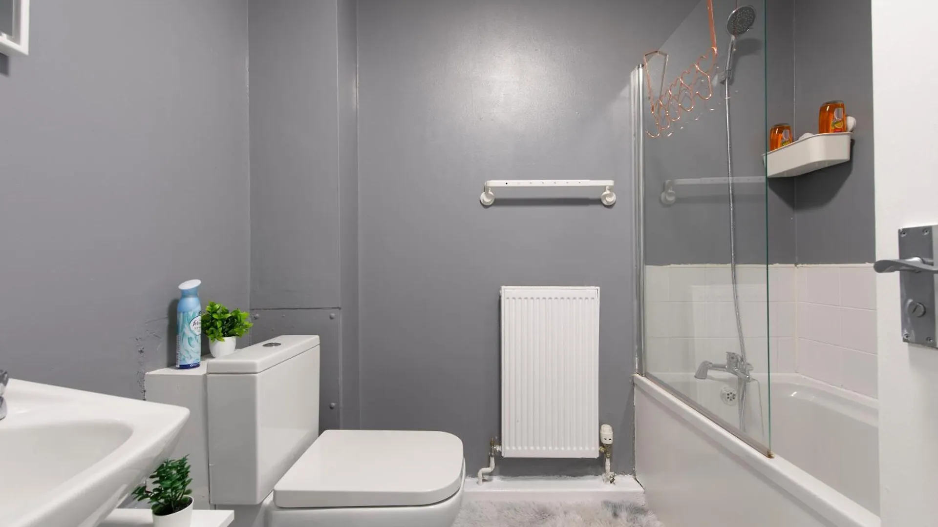 Stylish 2 Bed House Near O2 Arena, Excel & City Airport London 0*,  United Kingdom